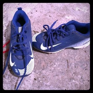 Nike Boys Cleats Size 1